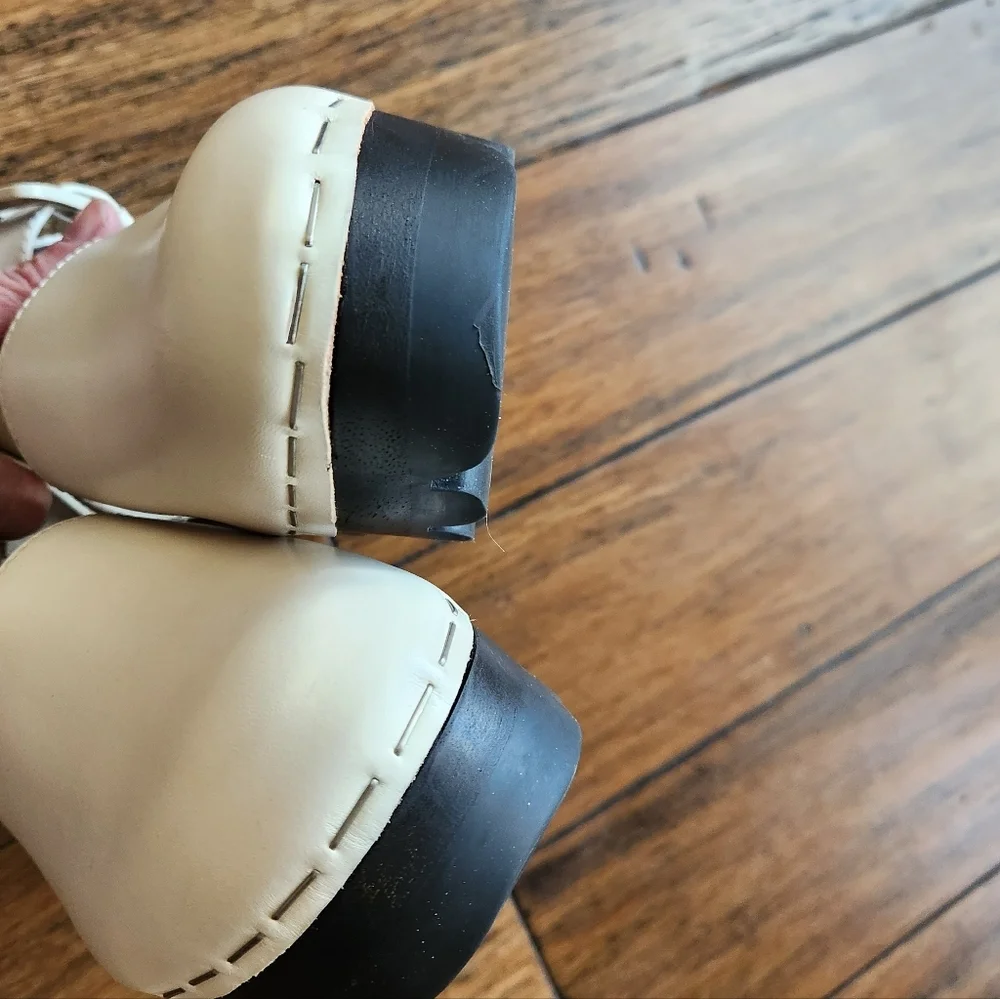 Tory Burch Lug Sole Shoe Size 9